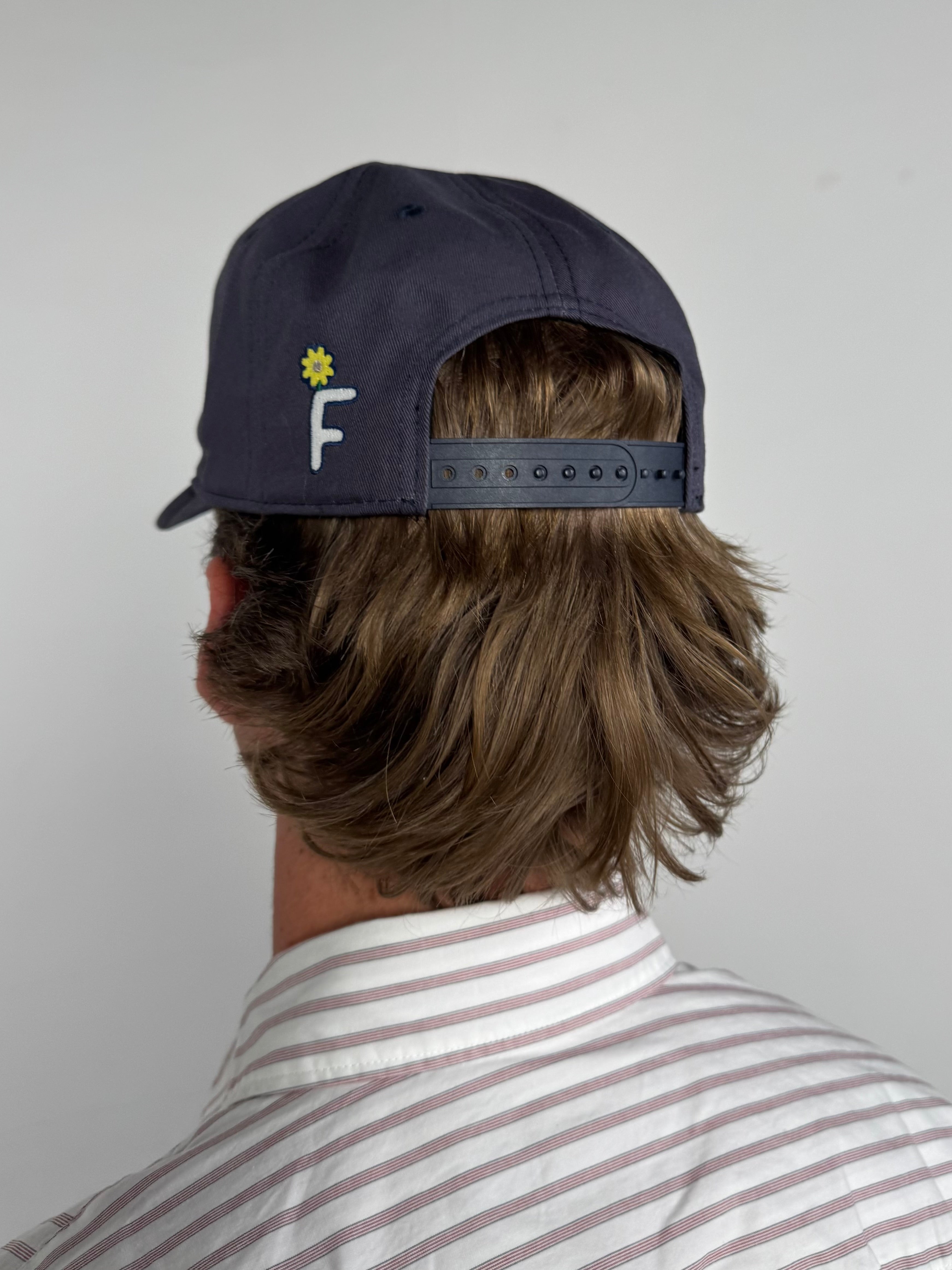 GOD LOVES GARAGE BANDS SNAPBACK - Navy