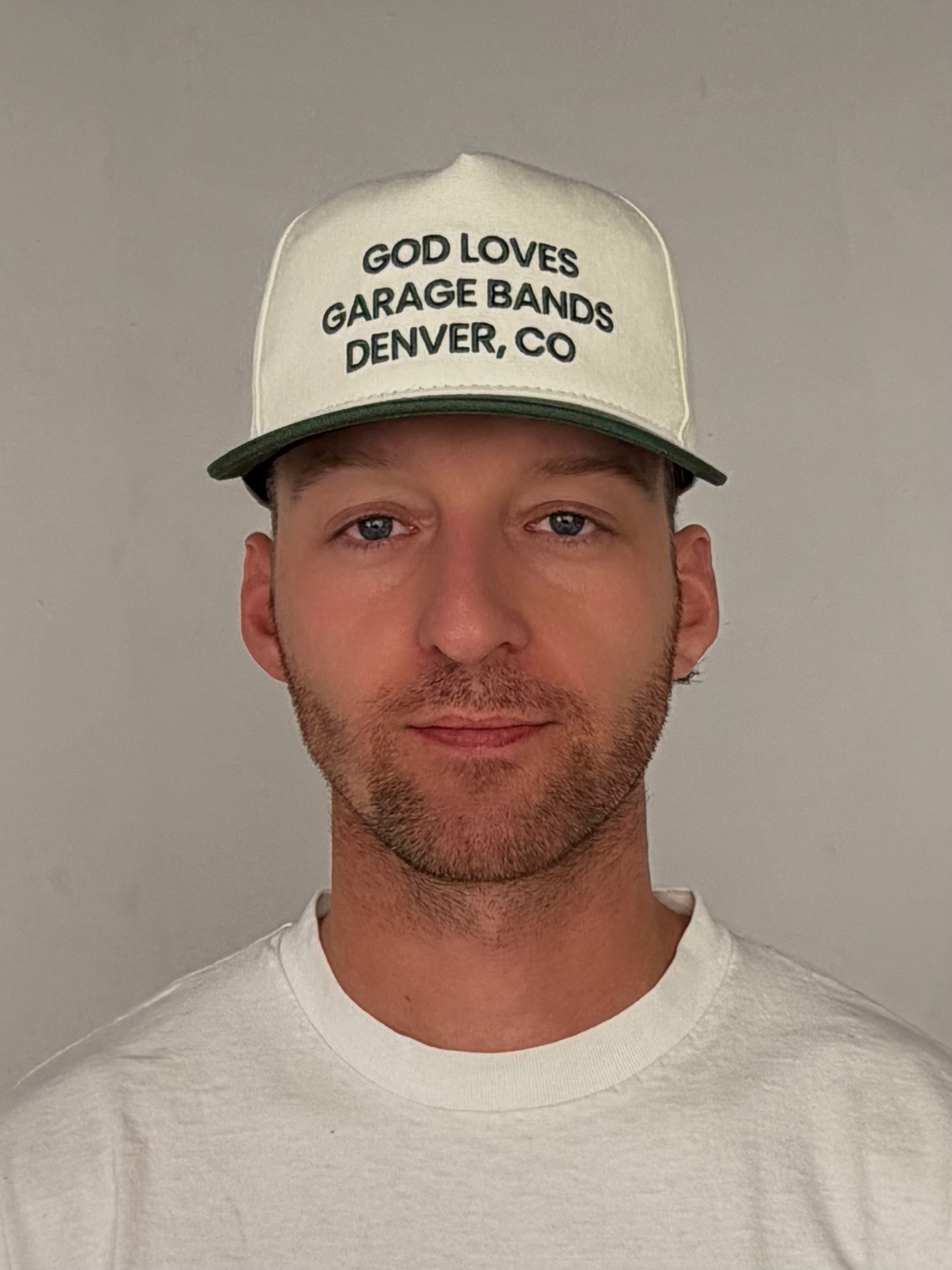 GOD LOVES GARAGE BANDS SNAPBACK - Cream / Hunter Green