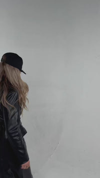 FLORA SHOP CLASSIC SNAPBACK - Black